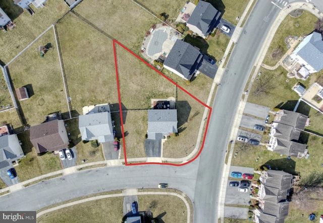 16 E LONE TREE DR, Camden, DE 19934