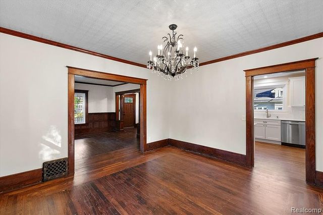 438 N Bailey Street, Romeo, MI 48065