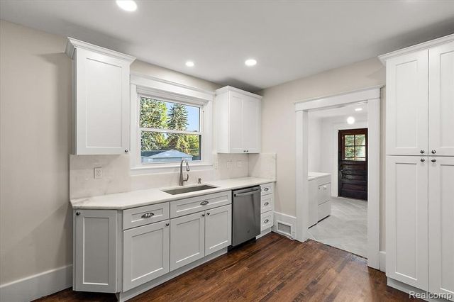 438 N Bailey Street, Romeo, MI 48065