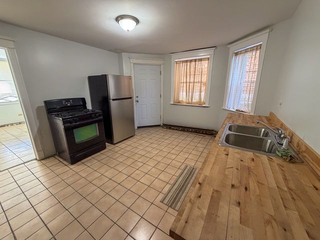 1922 S 57TH Court, Cicero, IL 60804