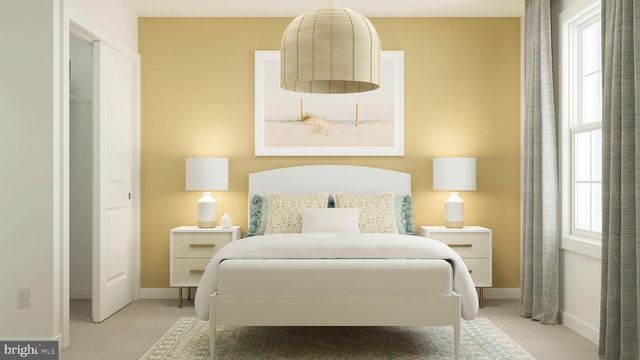 9 OLD SCHOOL HOUSE RD, Sicklerville, NJ 08081