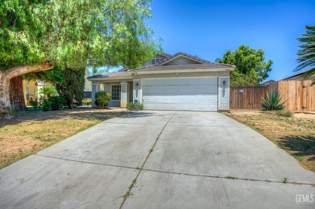 8900 Rollingbay Drive, Bakersfield, CA 93312