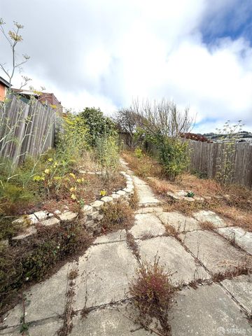 737 London Street, San Francisco, CA 94112