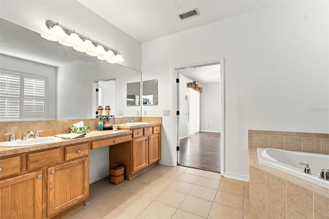 21444 CORMORANT COVE DRIVE, Land O Lakes, FL 34637