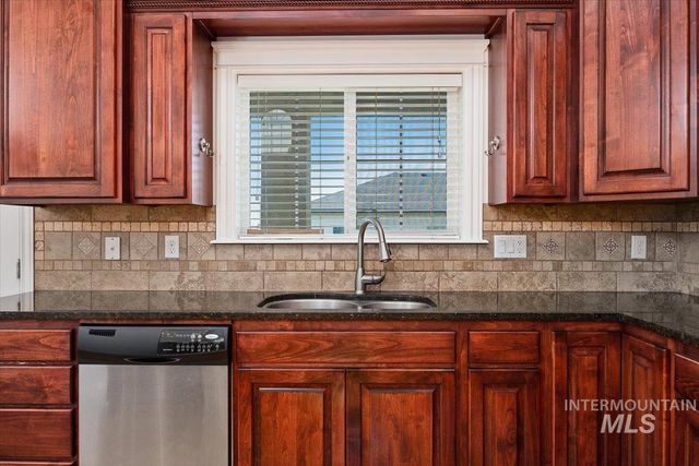 1446 Riverbend Pl, Twin Falls, ID 83301