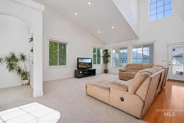 1446 Riverbend Pl, Twin Falls, ID 83301