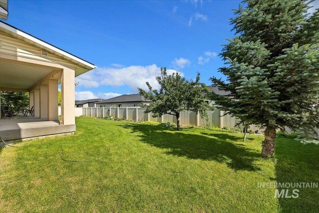 1446 Riverbend Pl, Twin Falls, ID 83301