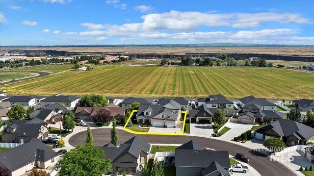 1446 Riverbend Pl, Twin Falls, ID 83301