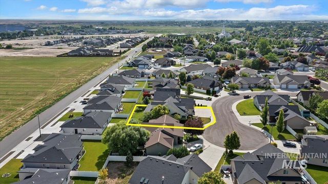 1446 Riverbend Pl, Twin Falls, ID 83301
