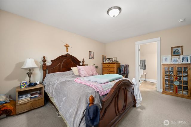 448 Harvest Edge Place, Burlington, WA 98233