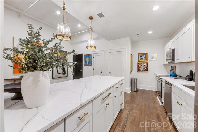 310 Arlington Avenue 217, Charlotte, NC 28203