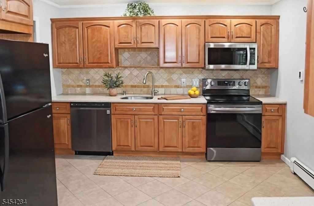 121 Leland Trl, Hopatcong Boro, NJ 07843 — photo 4