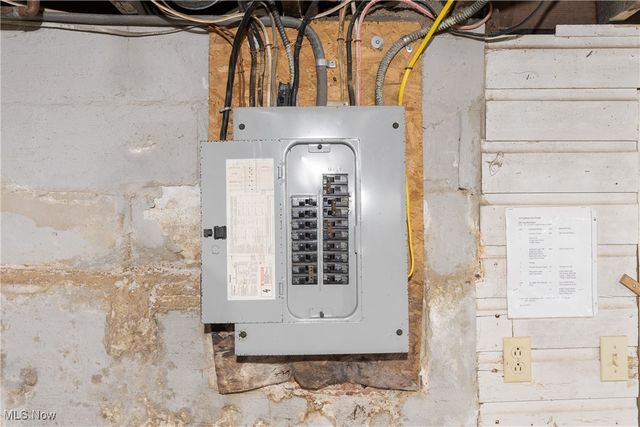 313 Southeast Avenue, Tallmadge, OH 44278