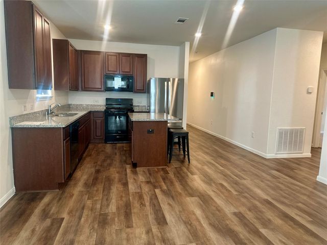 17902 Sunny Savanna Drive, Hockley, TX 77447