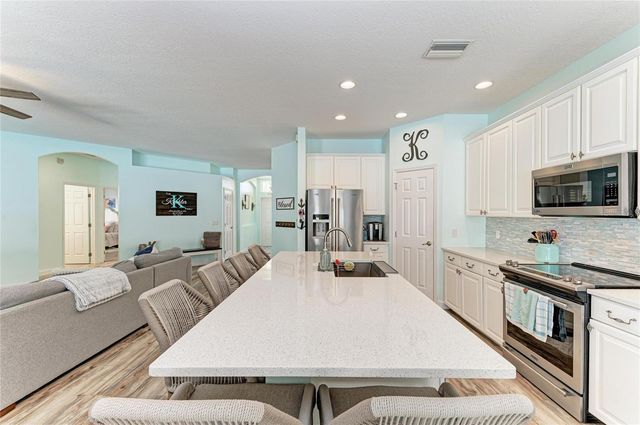 6336 GOLDEN EYE GLEN, Lakewood Ranch, FL 34202