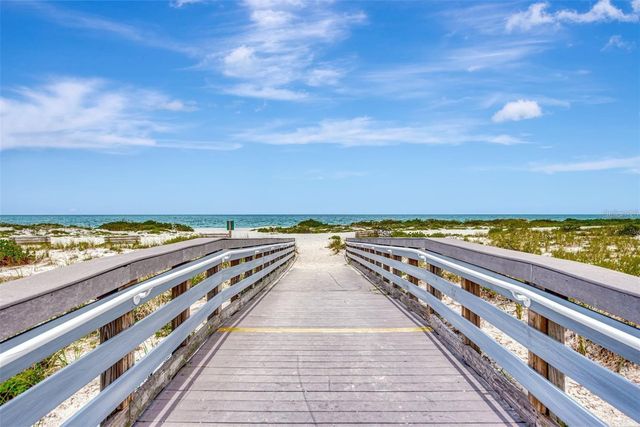 6336 GOLDEN EYE GLEN, Lakewood Ranch, FL 34202