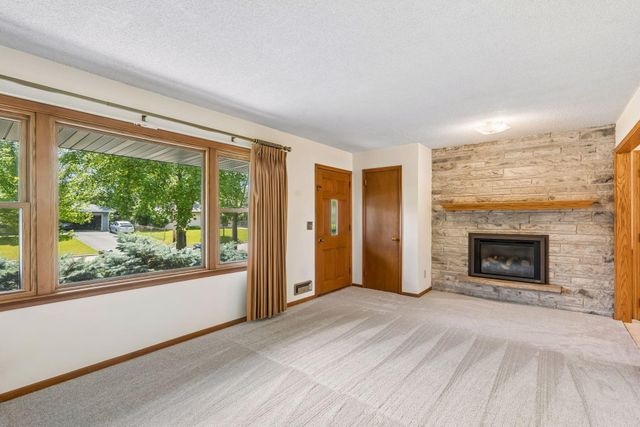 715 108th Lane NW, Coon Rapids, MN 55448