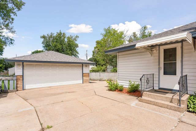 715 108th Lane NW, Coon Rapids, MN 55448