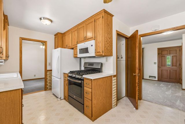 715 108th Lane NW, Coon Rapids, MN 55448