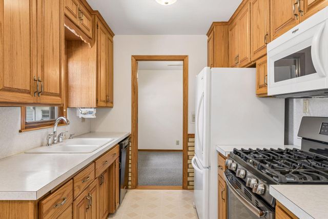 715 108th Lane NW, Coon Rapids, MN 55448