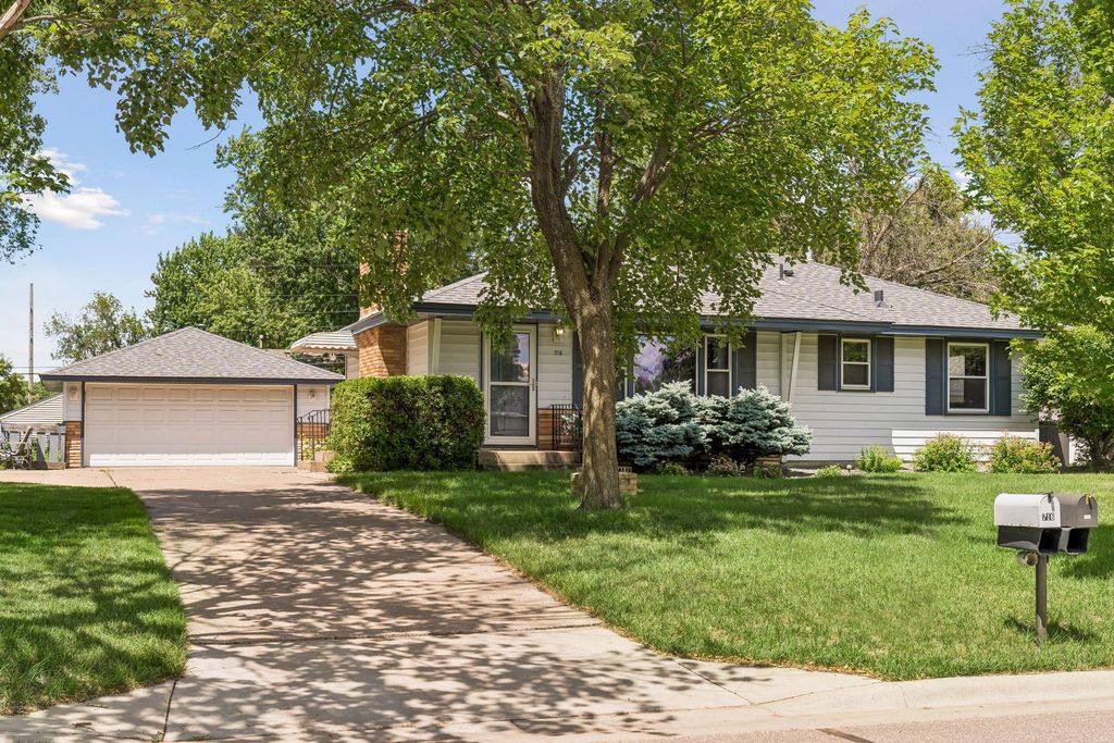 715 108th Lane NW, Coon Rapids, MN 55448