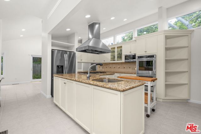 30604 Sicomoro Drive, Malibu, CA 90265