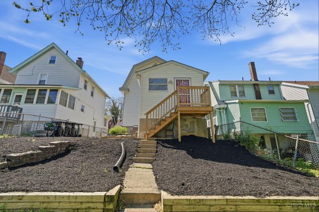 3352 Bevis Avenue, Cincinnati, OH 45207