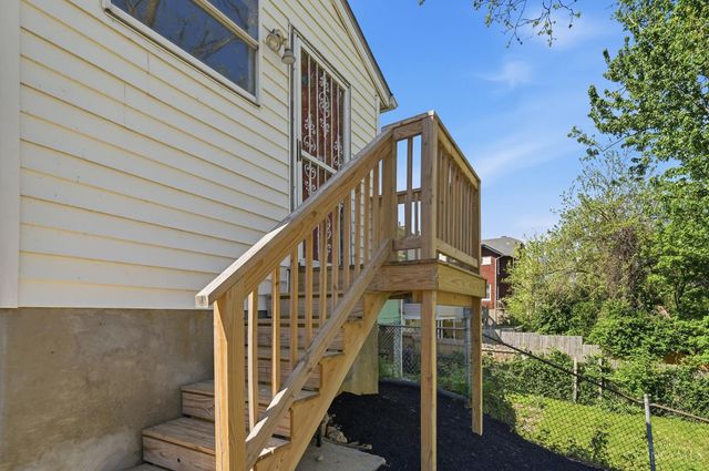 3352 Bevis Avenue, Cincinnati, OH 45207