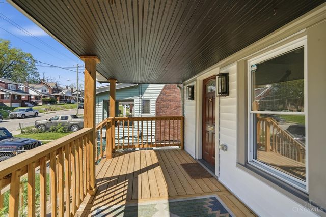 3352 Bevis Avenue, Cincinnati, OH 45207
