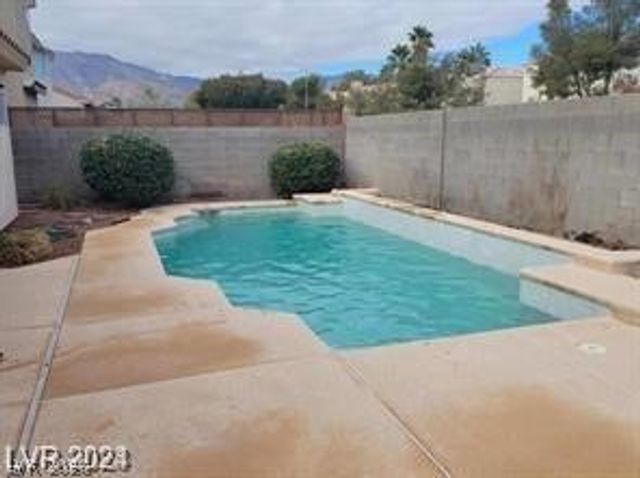 9112 Valley Of Fire Avenue, Las Vegas, NV 89129