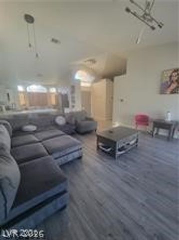 9112 Valley Of Fire Avenue, Las Vegas, NV 89129