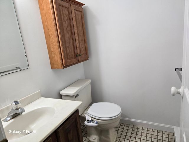 222 Buck Island Road APT 4-5, West Yarmouth, MA 02673