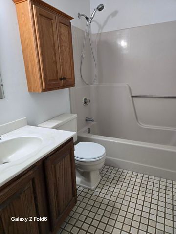 222 Buck Island Road APT 4-5, West Yarmouth, MA 02673