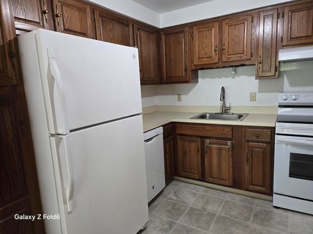 222 Buck Island Road APT 4-5, West Yarmouth, MA 02673