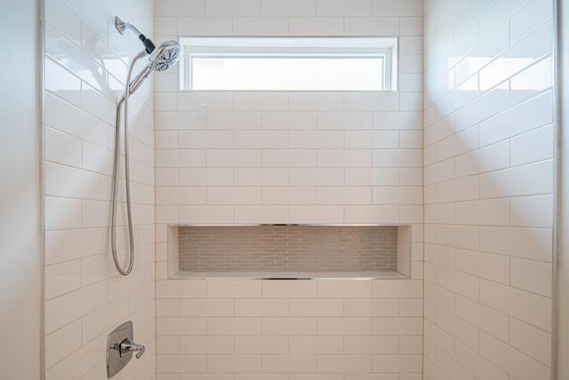 3850 E Crittenden Lane, Phoenix, AZ 85018
