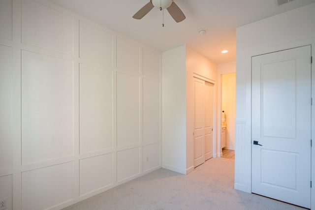 3850 E Crittenden Lane, Phoenix, AZ 85018