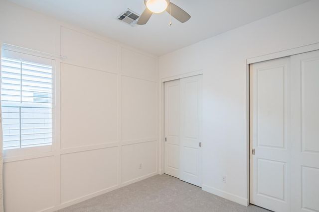 3850 E Crittenden Lane, Phoenix, AZ 85018