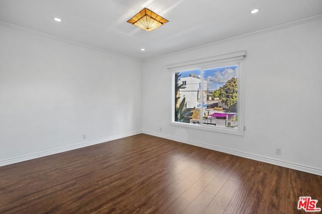 6113 Cashio Street, Los Angeles, CA 90035
