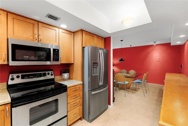 1700 NE 105th Street 214, Miami Shores, FL 33138