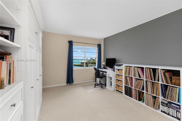 1700 NE 105th Street 214, Miami Shores, FL 33138