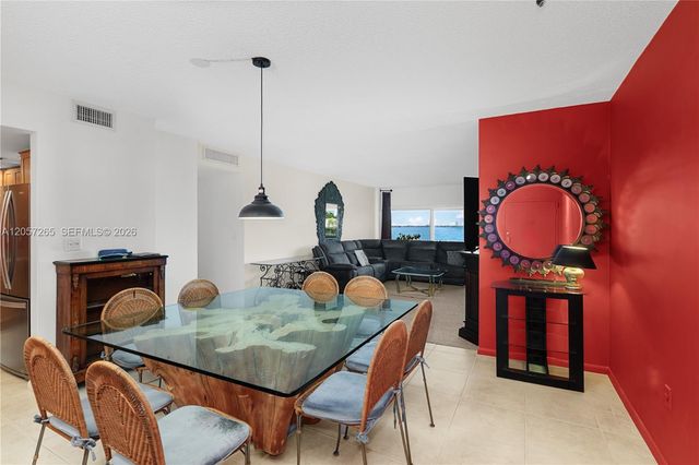 1700 NE 105th Street 214, Miami Shores, FL 33138