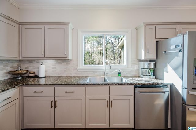 108 CHESHIRE LANE, Pelham, AL 35124