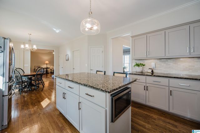 108 CHESHIRE LANE, Pelham, AL 35124