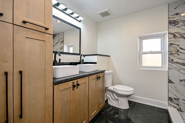 6212 S Mulligan Avenue, Chicago, IL 60638
