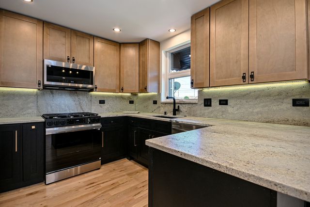 6212 S Mulligan Avenue, Chicago, IL 60638