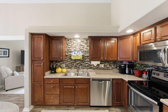 948 Lauderdale Drive, Lexington, KY 40515