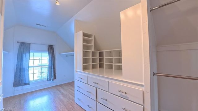 1600 Lakefield Drive, Clemmons, NC 27012