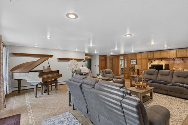 8330 SHADY PINES AVENUE, Wisconsin Rapids, WI 54494