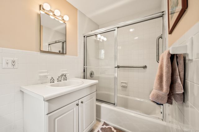 424 Bantam Lake Road, Morris, CT 06763