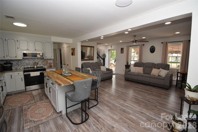 10225 Cromarty Lane, Mint Hill, NC 28227